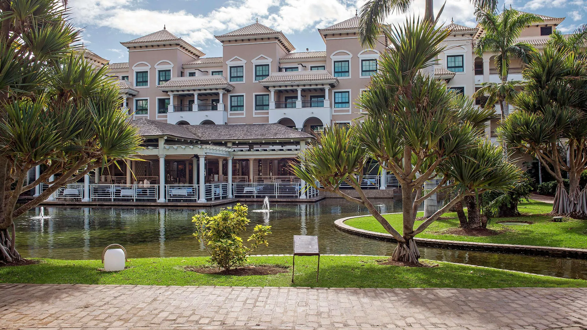 Gran Melia Palacio de Isora Resort&Spa Alcalá la Real España